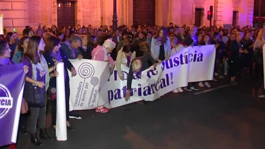 Manifestaciones en 40 ciudades por la sentencia de 'La Manada' de Manresa