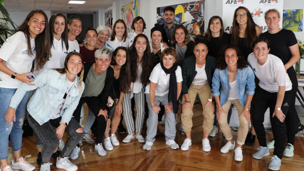 Más cerca del acuerdo por el convenio de fútbol femenino: la huelga podría ser desconvocada si continúan los avances Más cerca del acuerdo por el convenio de fútbol femenino: la huelga podría ser desconvocada si continúan los avances