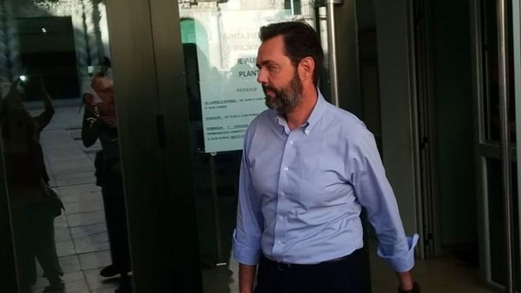 El acusado del crimen de la CAM intentó responsabilizar del asesinato al hijo de la víctima El acusado del crimen de la CAM intentó responsabilizar del asesinato al hijo de la víctima