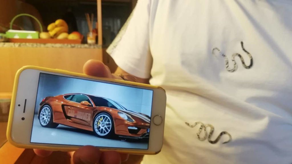 Yago nos muestra el tipo de coches que aparca Yago nos muestra el tipo de coches que aparca
