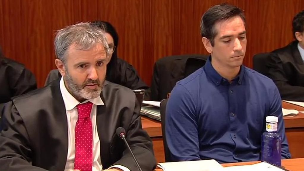 Javier Laínez, sobre el cambio de look de Rodrigo Lanza: "Pensaba que era el ayudante del abogado"