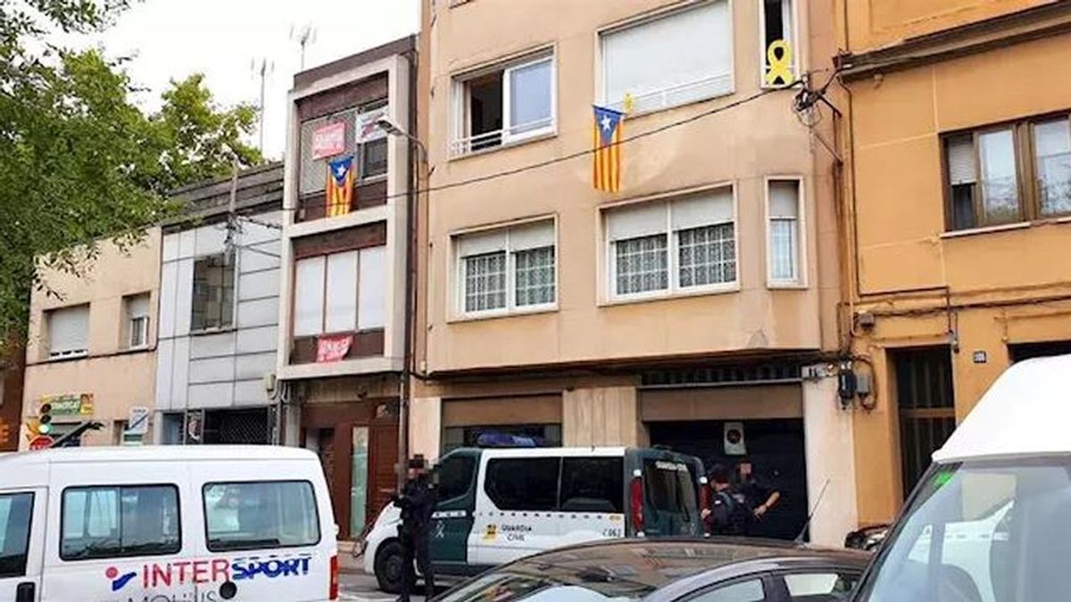 La Guardia Civil intervino al miembro de CDR Jordi Ros una hoja con anotaciones manuscritas sobre “esquema bomba”