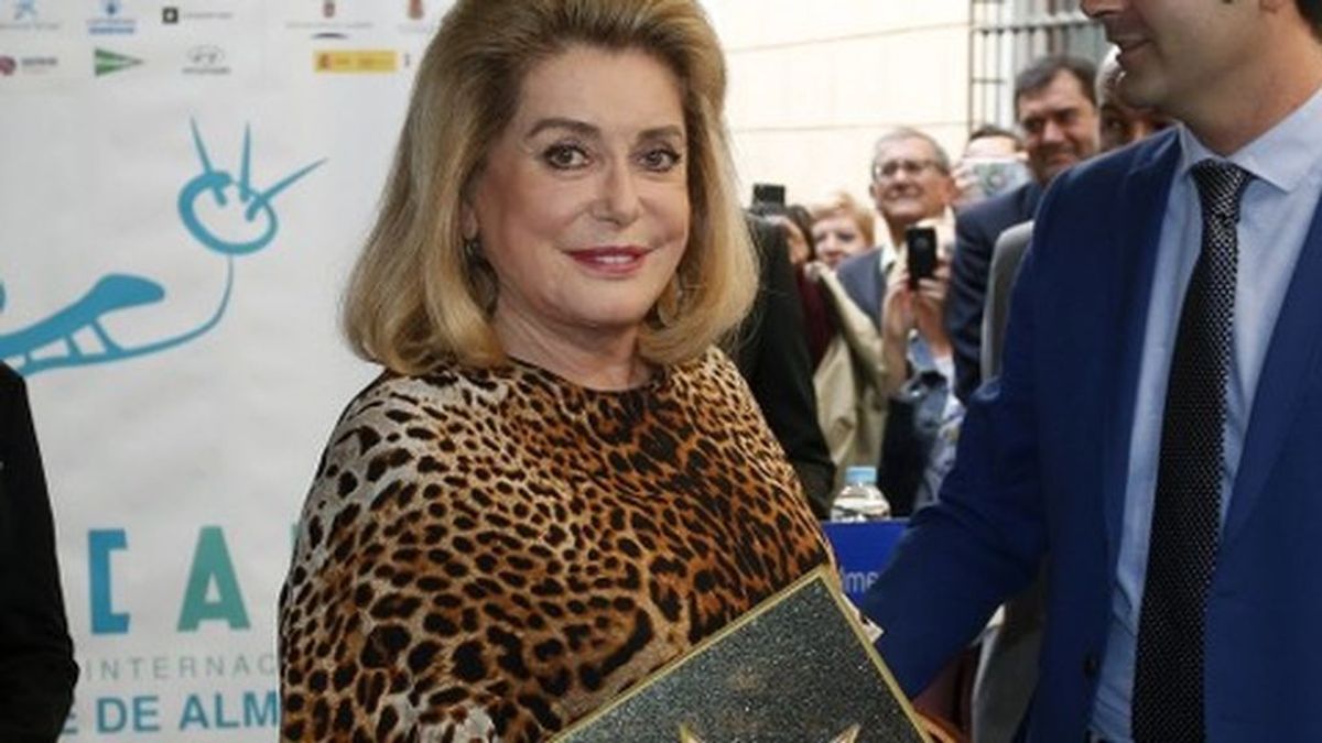 La actriz Catherine Deneuve, se encuentra hospitalizada en “estado grave” La actriz Catherine Deneuve, se encuentra hospitalizada en “estado grave”