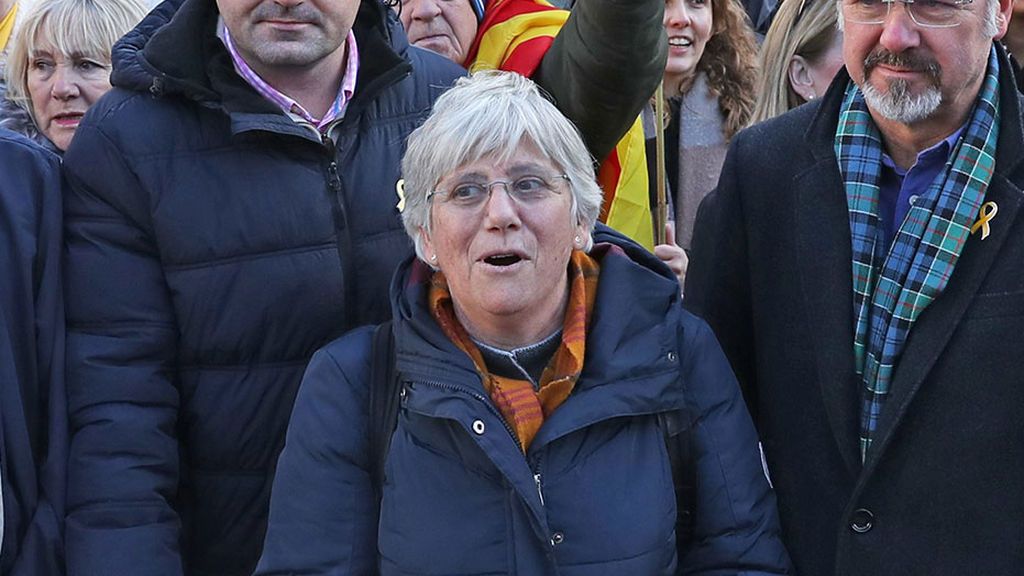 Londres se disculpa por calificar de "desproporcionada" la euroorden contra Ponsatí y la mantiene activa Londres se disculpa por calificar de "desproporcionada" la euroorden contra Ponsatí y la mantiene activa