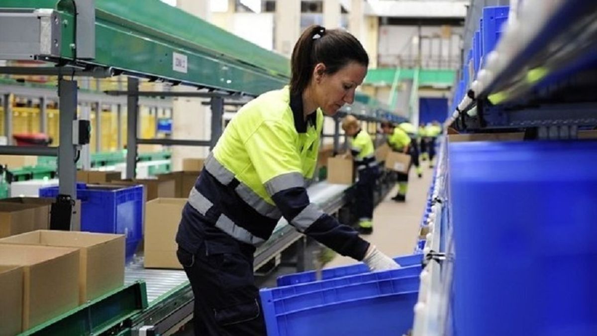 Las mujeres trabajan "gratis" desde este jueves hasta final de año Las mujeres trabajan "gratis" desde este jueves hasta final de año