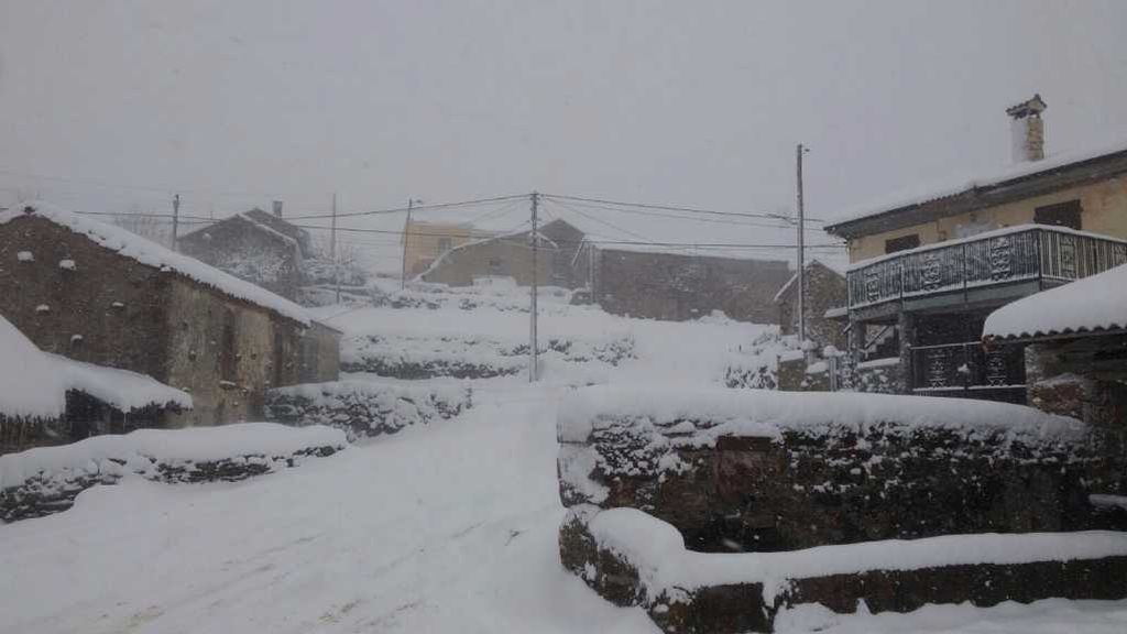 34 provincias en riesgo por lluvia, viento, nieve, frío o fuerte oleaje 34 provincias en riesgo por lluvia, viento, nieve, frío o fuerte oleaje