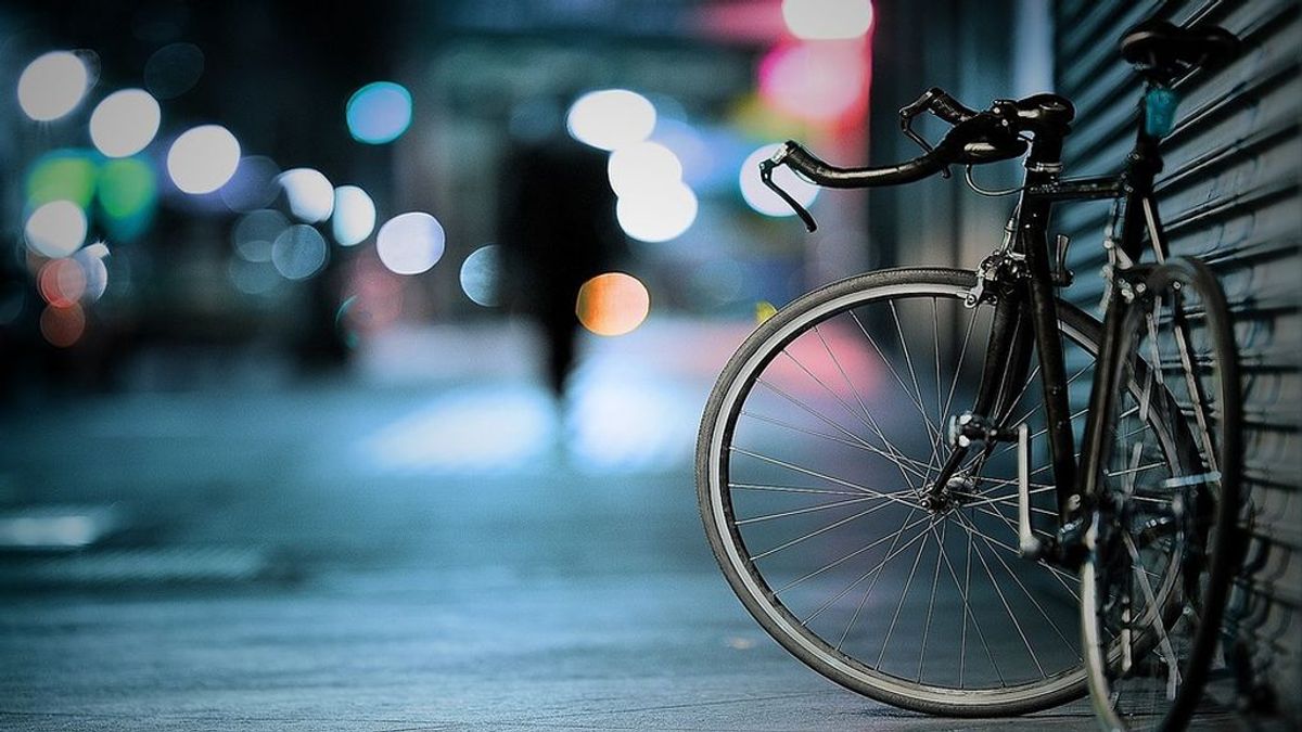 Un anciano recorre más de un 1.600.000 kilómetros en bicicleta a lo largo de su vida Un anciano recorre más de un 1.600.000 kilómetros en bicicleta a lo largo de su vida