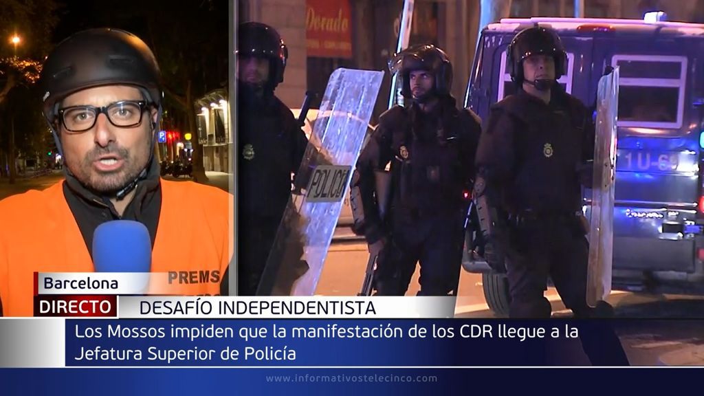 Tensión y primeras cargas en la manifestación de los CDR en Barcelona