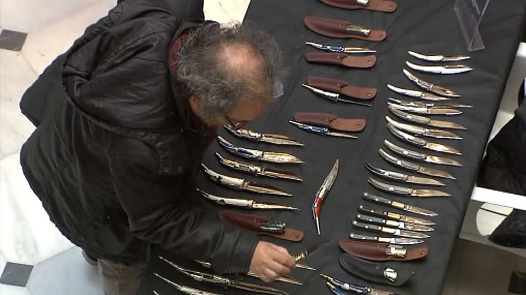 La Feria de la Cuchillería de Albacete muestra los cuchillos que adquieren la condición de piezas de colección