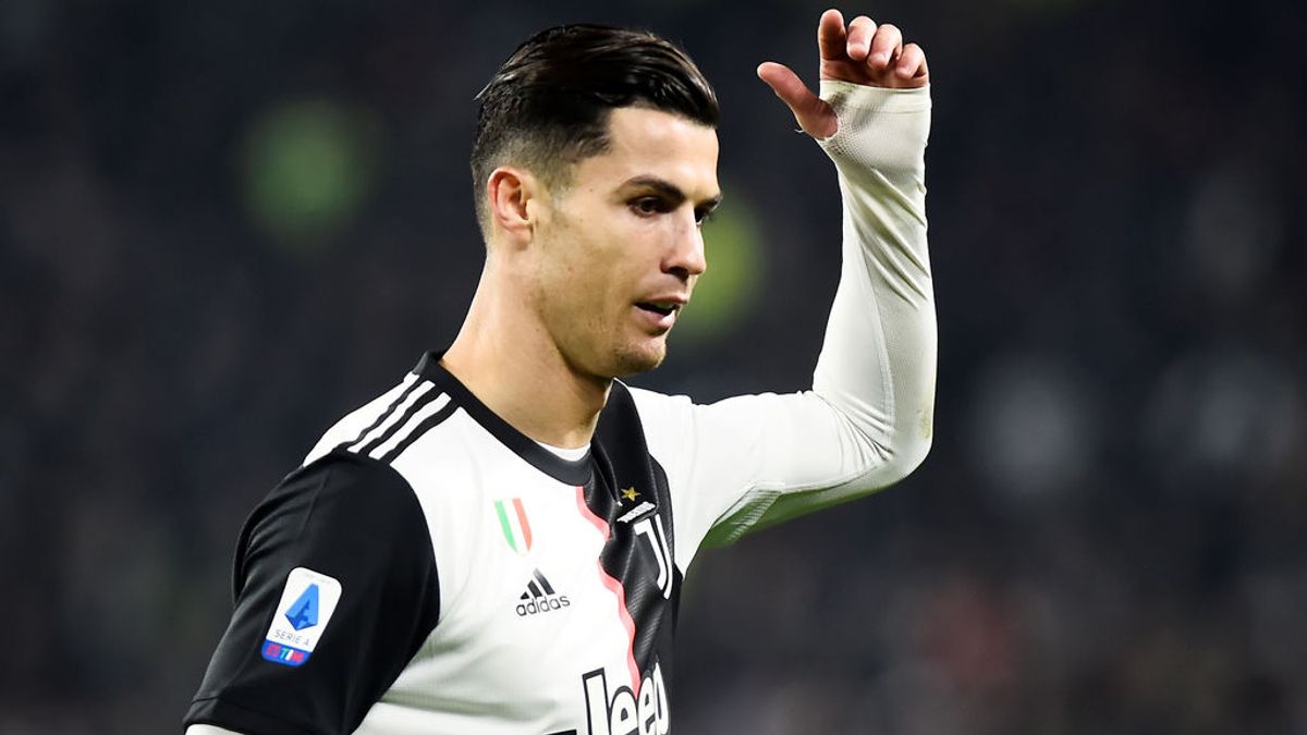 Cristiano podría enfrentarse a dos años de descalificación por irse del estadio sin que el partido hubiese terminado Cristiano podría enfrentarse a dos años de descalificación por irse del estadio sin que el partido hubiese terminado
