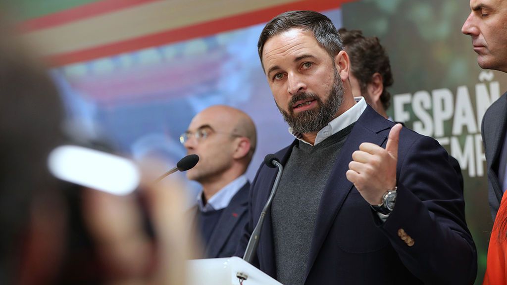 Abascal presume de haberle robado 300.000 mil votos al PSOE Abascal presume de haberle robado 300.000 mil votos al PSOE