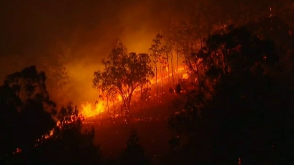 El fuego devora miles de hectáreas en Australia