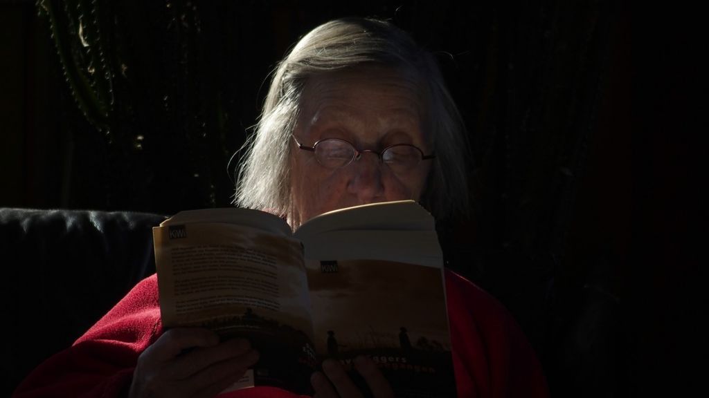 Leer a oscuras perjudica la vista y otros nueve mitos falsos sobre la salud Leer a oscuras perjudica la vista y otros nueve mitos falsos sobre la salud