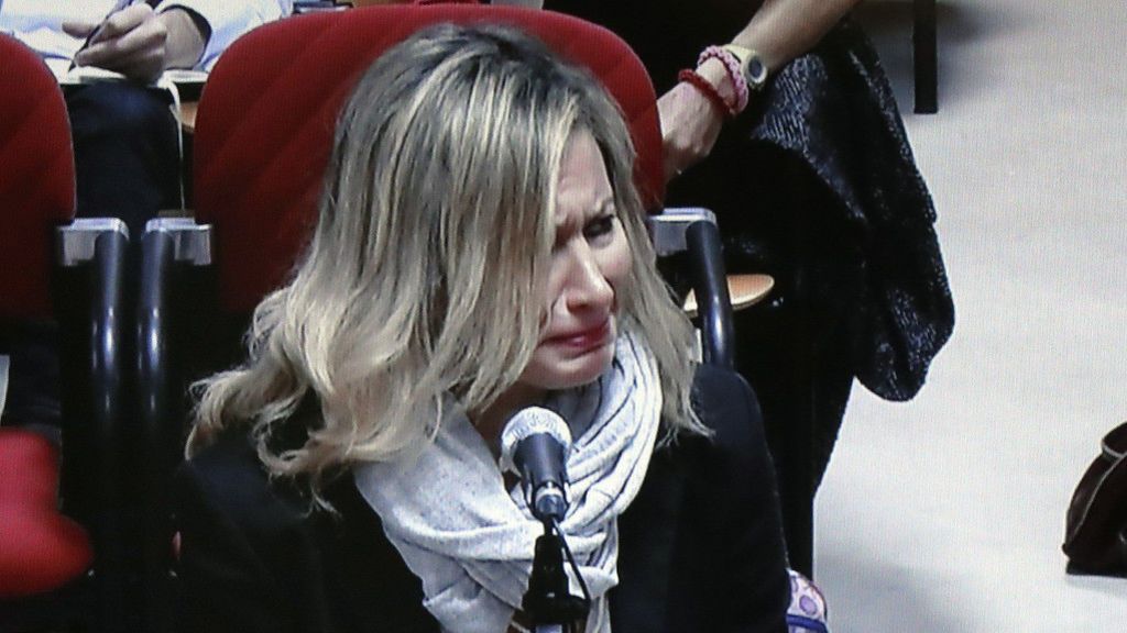 Diana López-Pinel se derrumba durante su declaración