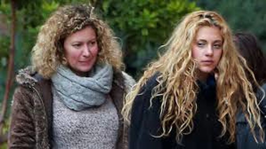 Valeria siempre aparecía junto a su madre, Diana