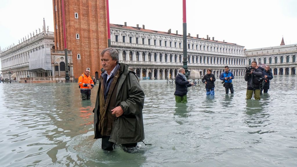 “Una devastación apocalíptica”: Dos muertos en las terribles inundaciones en Venecia