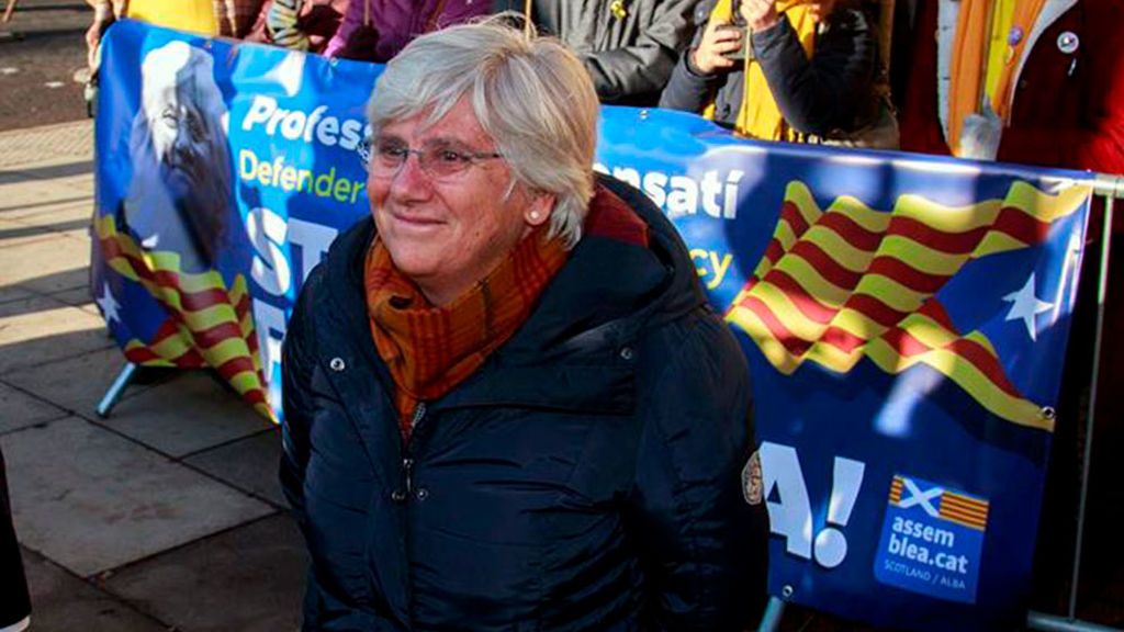 El juez de Edimburgo deja en libertad a la exconsellera Clara Ponsatí El juez de Edimburgo deja en libertad a la exconsellera Clara Ponsatí