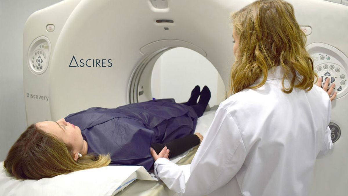 El cáncer de pulmón sube en las mujeres: "las jóvenes empiezan muy pronto a fumar" El cáncer de pulmón sube en las mujeres: "las jóvenes empiezan muy pronto a fumar"