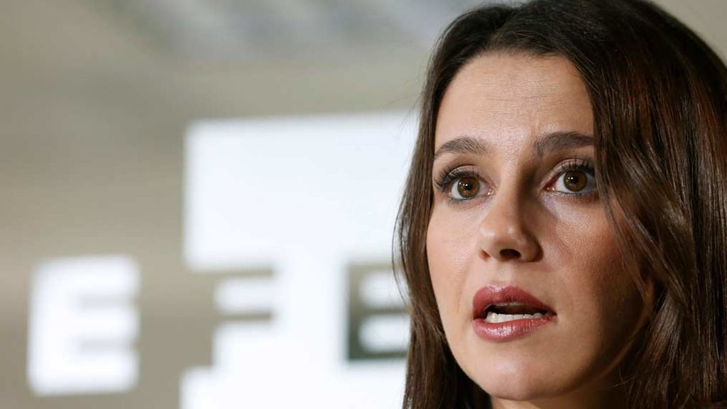 Militantes críticos de Ciudadanos se unen para pedir a Arrimadas refundación del partido Militantes críticos de Ciudadanos se unen para pedir a Arrimadas refundación del partido
