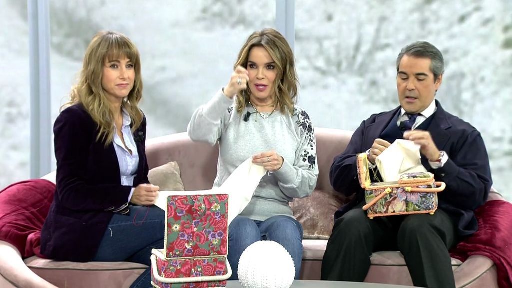 ‘Cuatro al día’ se pone a coser tras la propuesta de VOX: “Poner costura en las escuelas empodera a las mujeres”