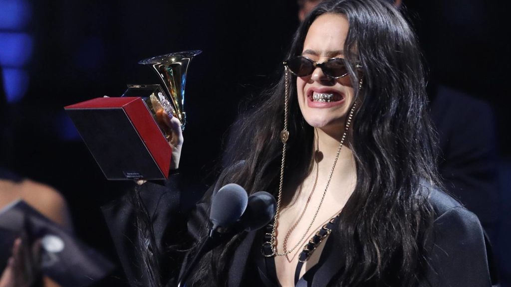 Rosalía arrasa en los Grammys Latinos