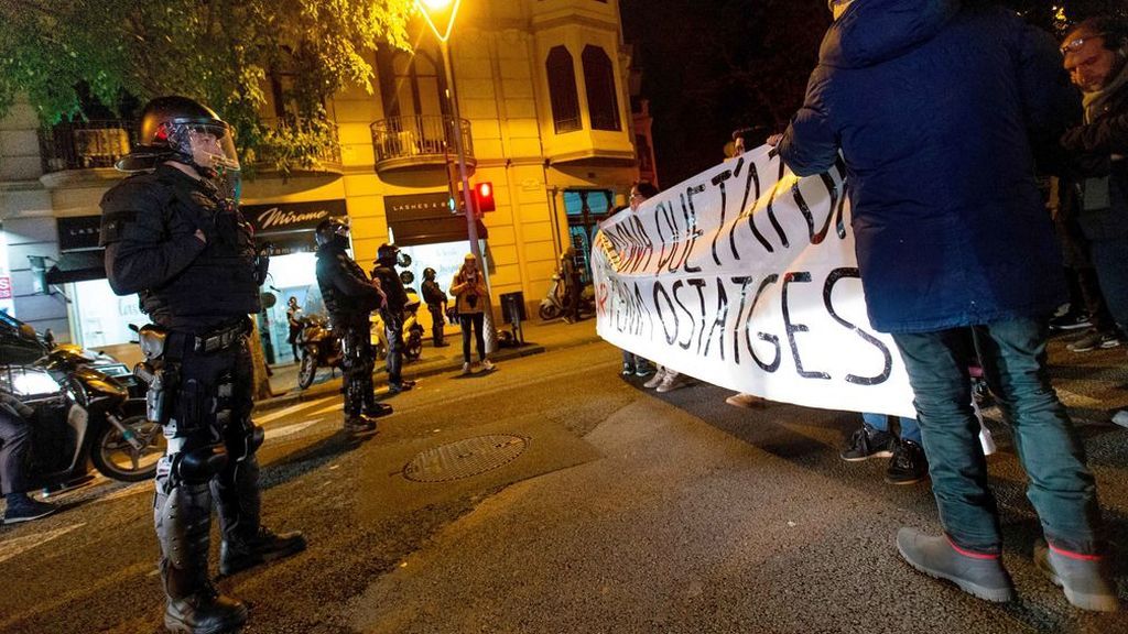 En directo: los CDR llaman a bloquear el tráfico en la Gran Vía de Barcelona En directo: los CDR llaman a bloquear el tráfico en la Gran Vía de Barcelona