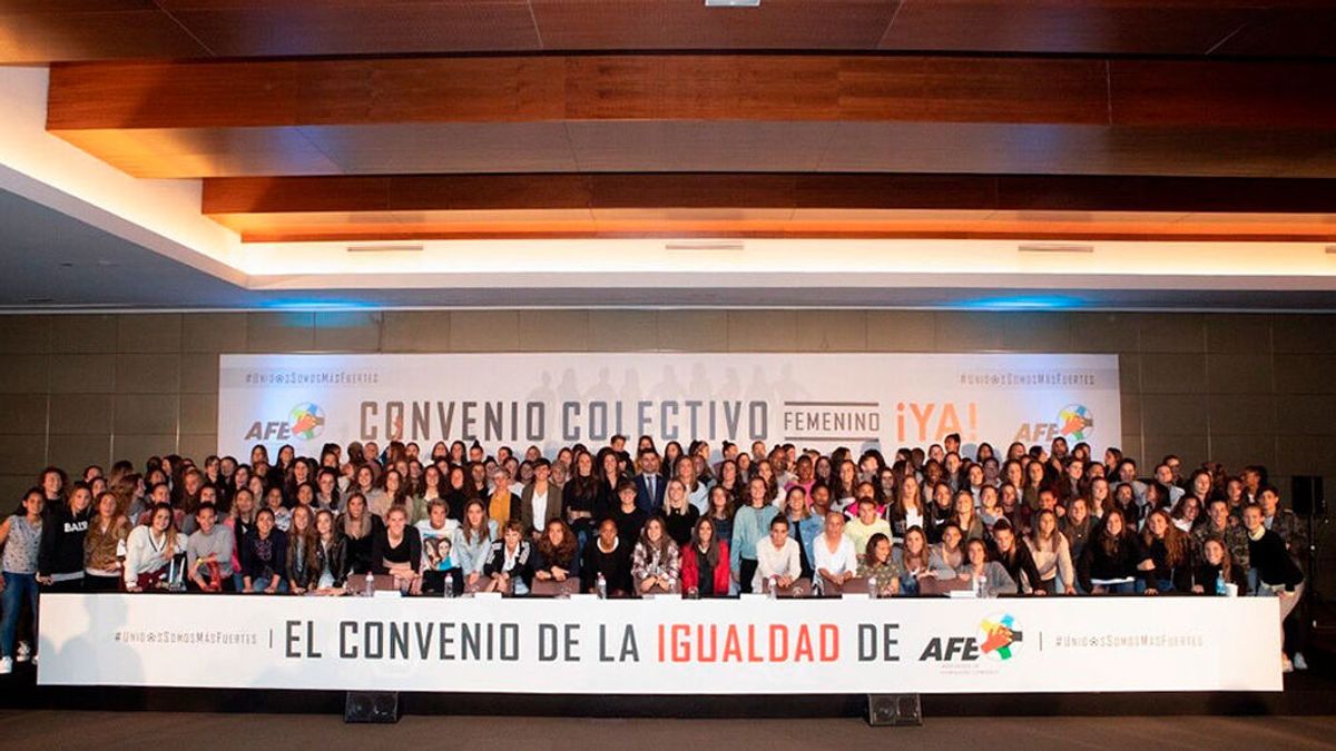 Jugadoras y clubes llegan a un acuerdo para desbloquear la huelga del fútbol femenino Jugadoras y clubes llegan a un acuerdo para desbloquear la huelga del fútbol femenino