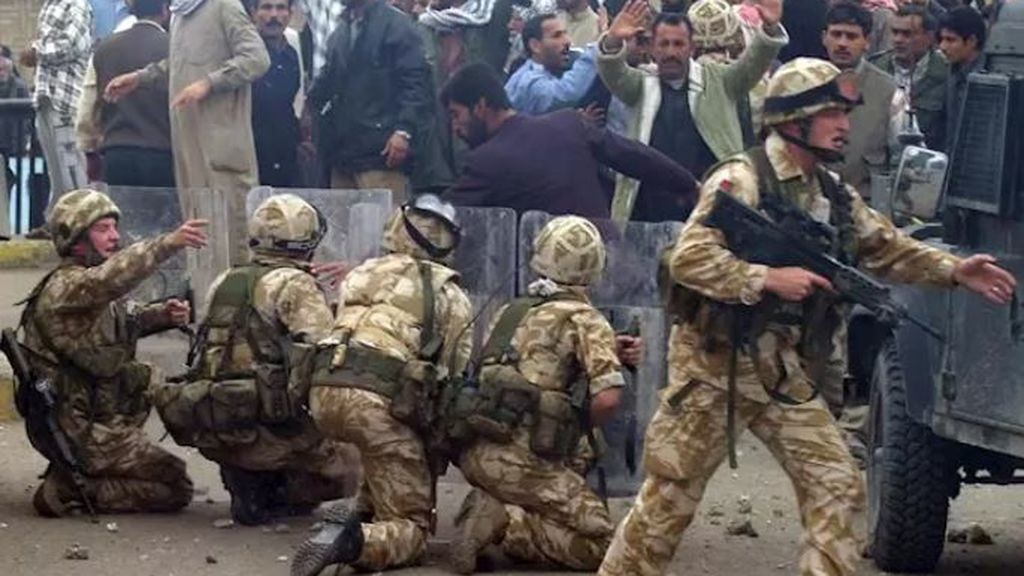 Militares británicos han encubierto supuestamente crímenes de guerra en Irak y Afganistán Militares británicos han encubierto supuestamente crímenes de guerra en Irak y Afganistán