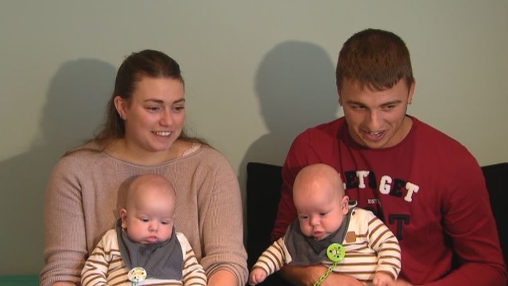 Julen y Liam hacen historia a las 18 semanas de gestación: operados gracias al 3D y el GPS dentro de su madre