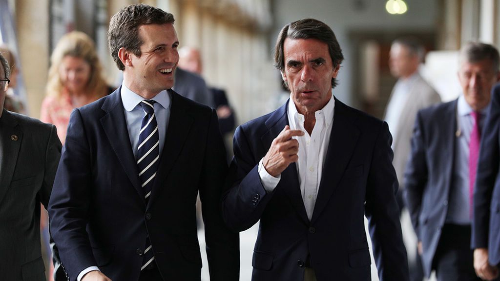 Arrecia la presión sobre Casado para que dé un paso y rompa el pacto PSOE-Podemos Arrecia la presión sobre Casado para que dé un paso y rompa el pacto PSOE-Podemos