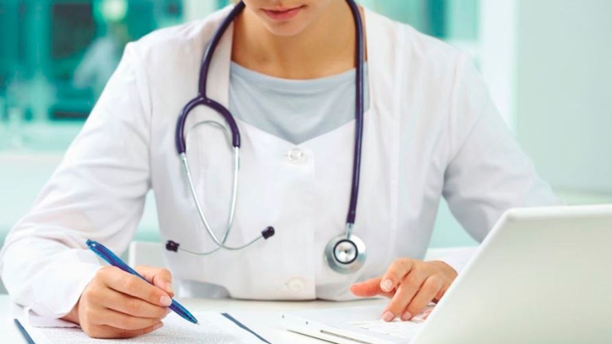 Un médico de familia de Murcia gana por una hora de guardia más del doble que uno en Madrid Un médico de familia de Murcia gana por una hora de guardia más del doble que uno en Madrid