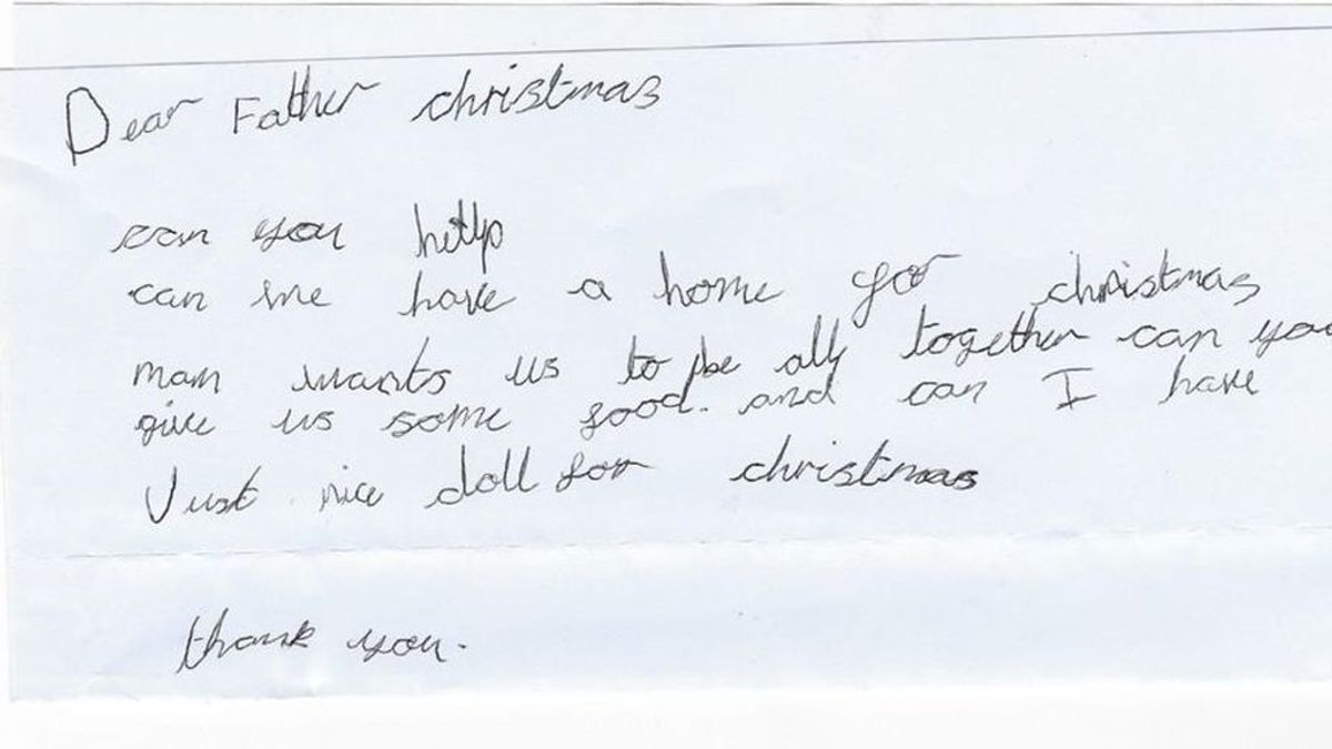 Una niña de 7 años pide a Papá Noel un hogar para su familia y comida