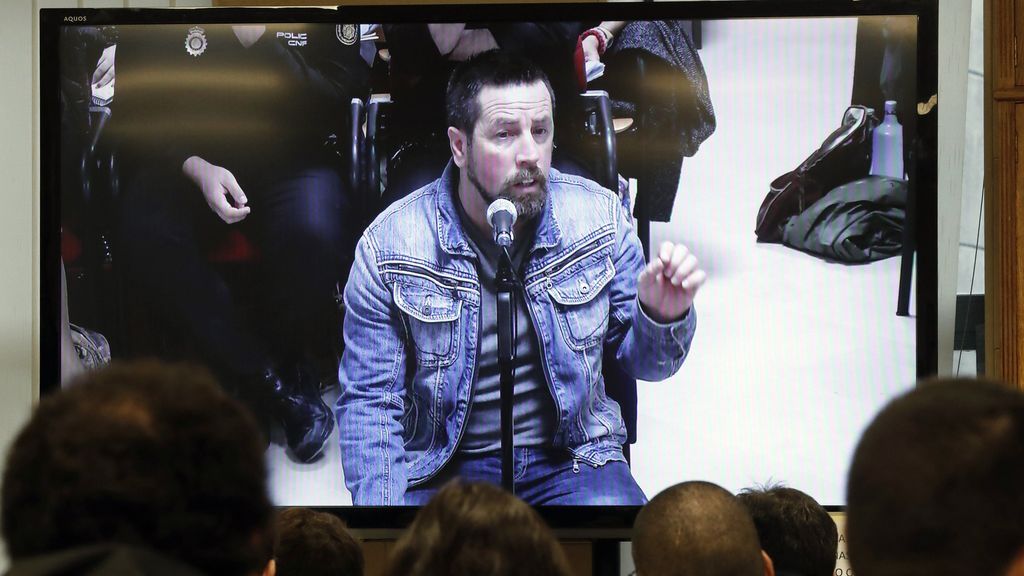 Las moscas revelan que el Chicle volvió, días después del crimen, a la nave de Asados Las moscas revelan que el Chicle volvió, días después del crimen, a la nave de Asados