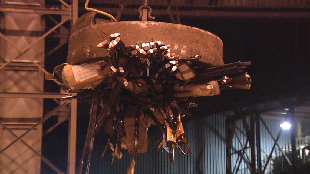 Jerez de los Caballeros, donde las armas de fuego se convierten en chatarra