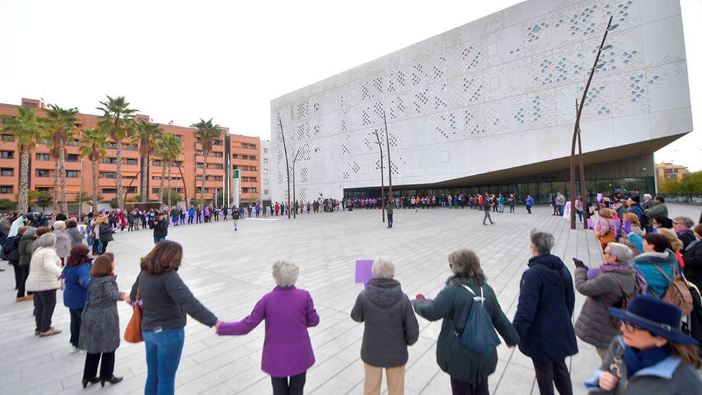La víctima de La Manada de Pozoblanco se muestra "clara" al ratificar la denuncia de abusos sexuales La víctima de La Manada de Pozoblanco se muestra "clara" al ratificar la denuncia de abusos sexuales