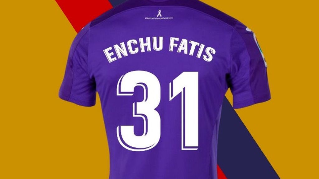 El nuevo cartel del Leganés contra el Barcelona que lo está petando: "Con la ilusión de un niño y 'Enchu Fatis" El nuevo cartel del Leganés contra el Barcelona que lo está petando: "Con la ilusión de un niño y 'Enchu Fatis"