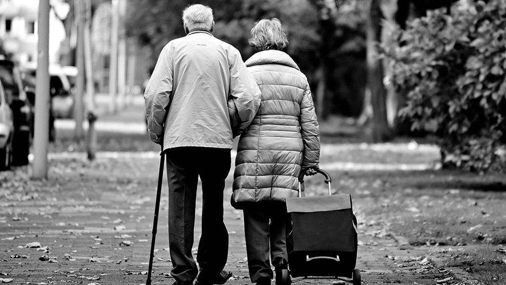 La esperanza de vida de los españoles: 83 años, la mayor de la UE y la tercera del mundo La esperanza de vida de los españoles: 83 años, la mayor de la UE y la tercera del mundo