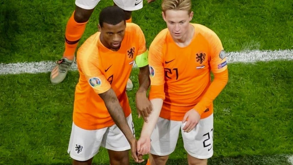 Gol contra el racismo firmado por De Jong y Wijnaldum: la ...