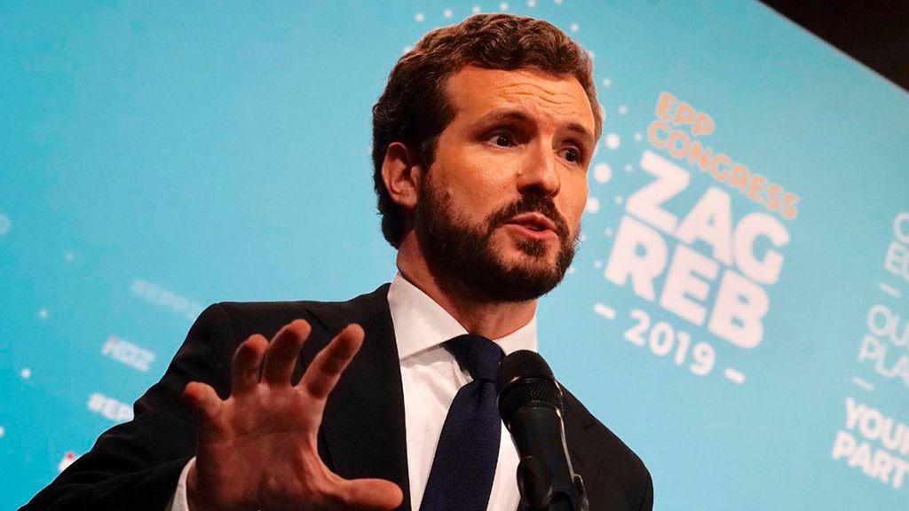 Casado ofrece estabilidad al gobierno de Sánchez pero rechaza apoyarle en la investidura Casado ofrece estabilidad al gobierno de Sánchez pero rechaza apoyarle en la investidura