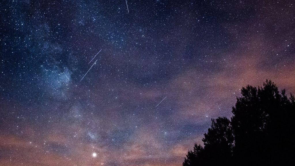 Lluvia de estrellas fugaz y súper intensa: media hora de meteoros el jueves