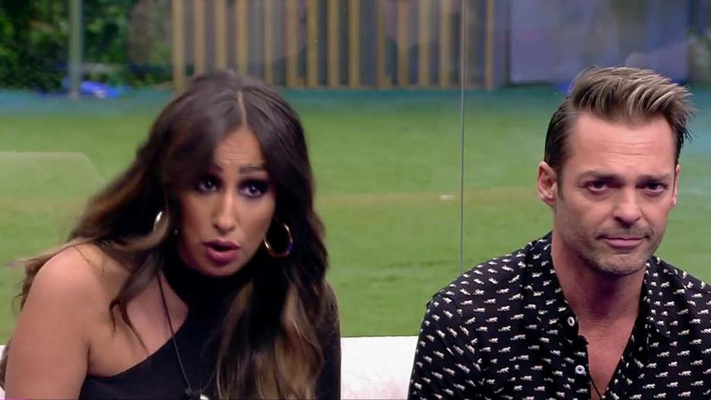 Hugo Castejón ha sacado a la verdadera Noemí Hugo Castejón ha sacado a la verdadera Noemí