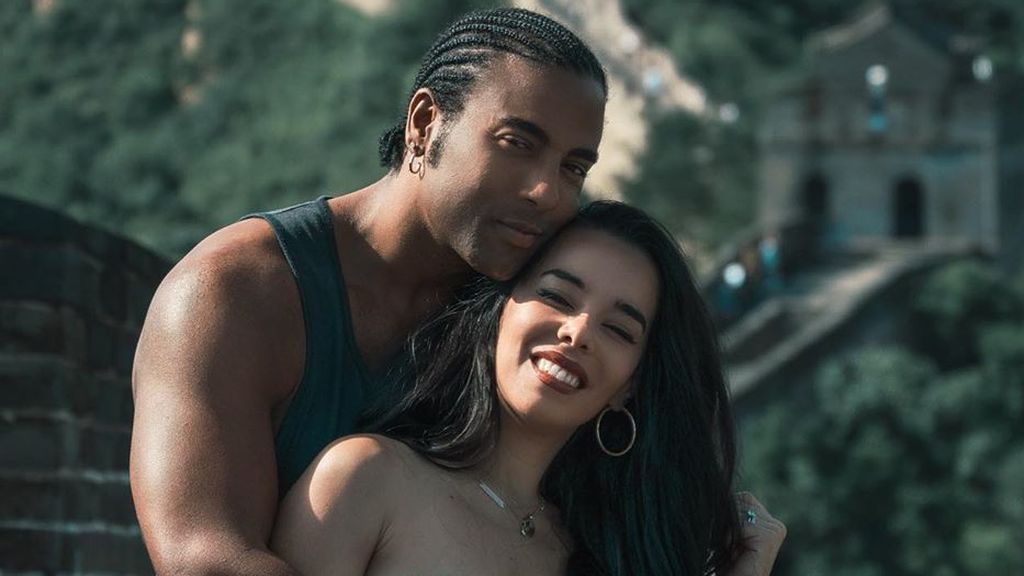 Films Et Séries Tv Avec Beatriz Luengo Yotuel denuncia la censura racista por una foto con Beatriz Luengo