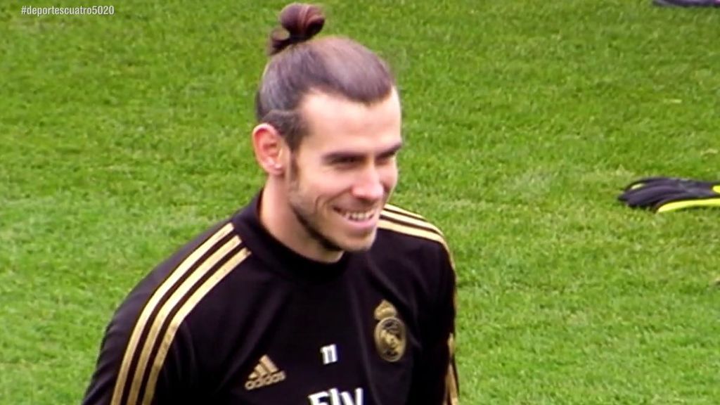 Bale vuelve a sonreir