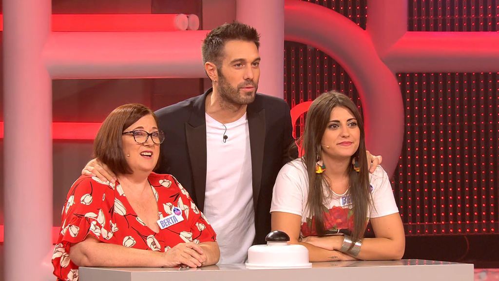 Berta y Berti pierden todo el dinero en la ronda final al fallar la edad de Juanjo