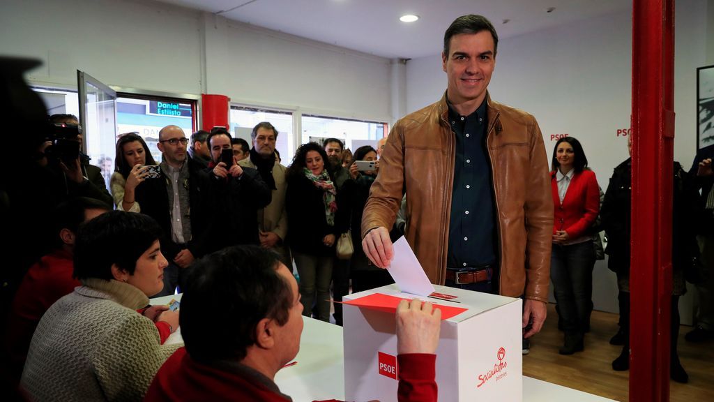 El 92% de las bases del PSOE avalan la coalición con Podemos