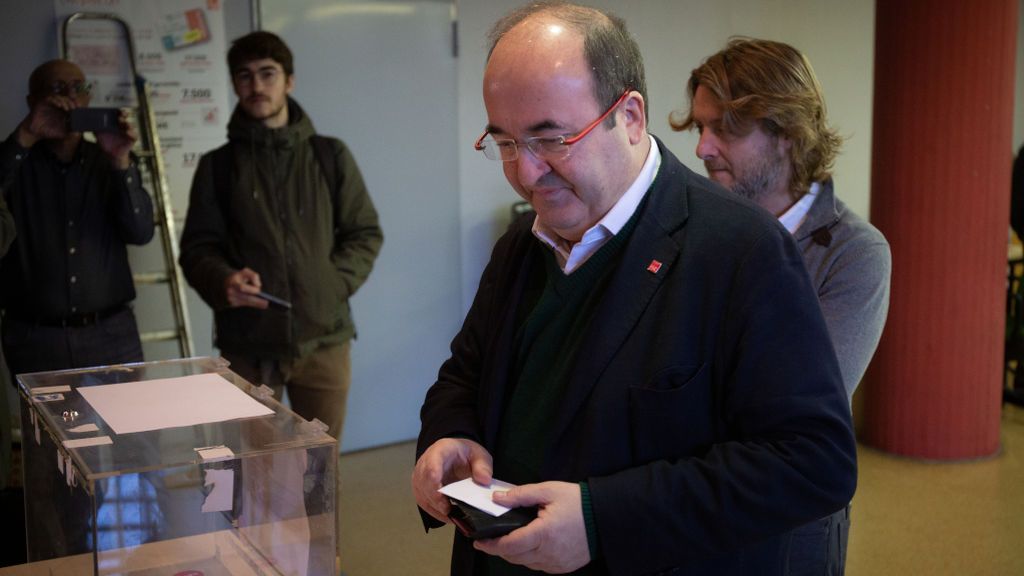 Iceta vota por el gobierno de coalición en la consulta a las bases socialistas Iceta vota por el gobierno de coalición en la consulta a las bases socialistas