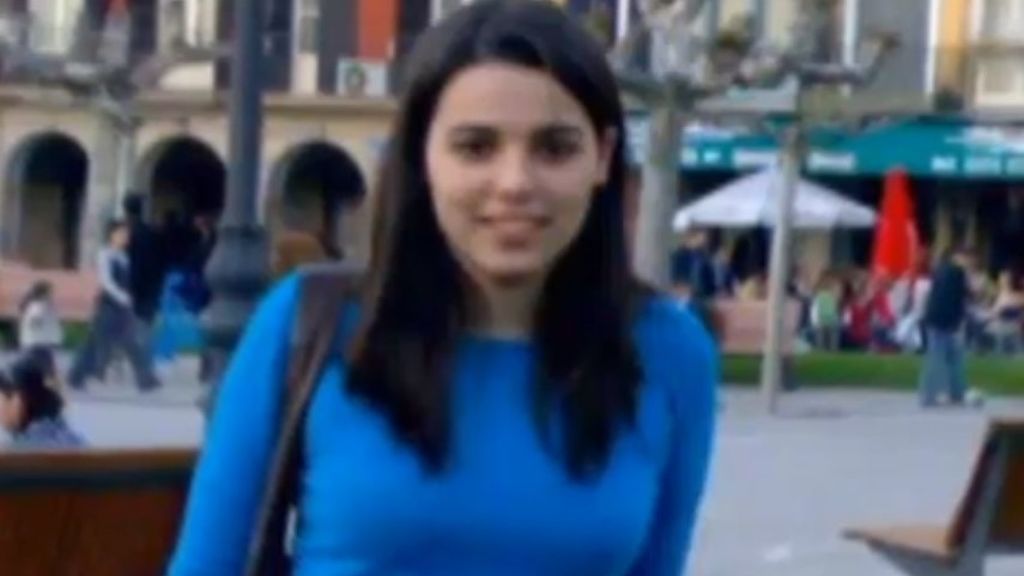 La madre de Nagore Laffage acude a la inauguración de un parque en memoria de su hija en Irún