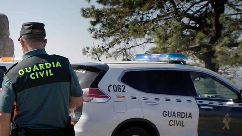 Detienen al marido de la exconcejala de Sarría que estuvo un día desaparecida acusado de violencia de género Detienen al marido de la exconcejala de Sarría que estuvo un día desaparecida acusado de violencia de género