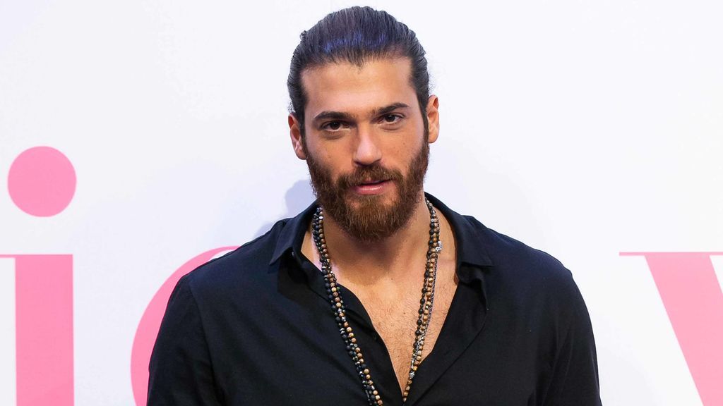 Can Yaman visita Mediaset Can Yaman visita Mediaset