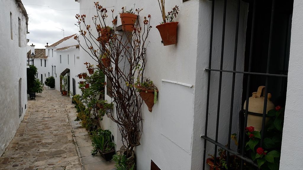 Una calle de Castellar Viejo